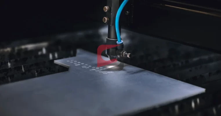 Gia công khắc laser inox trên máy CNC hiện đại