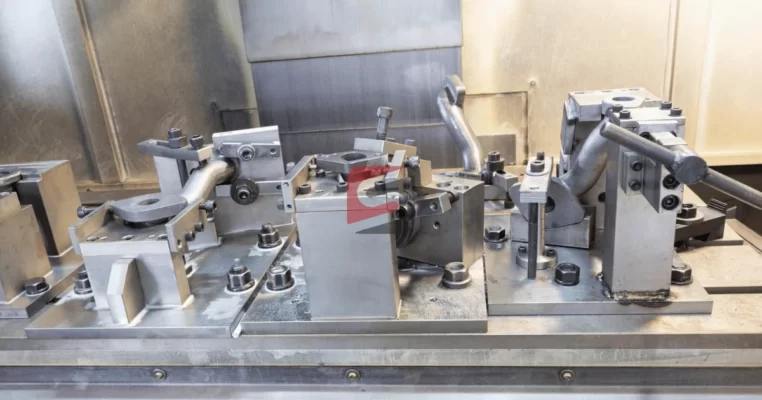 Một hệ thống đồ gá jigs phức tạp