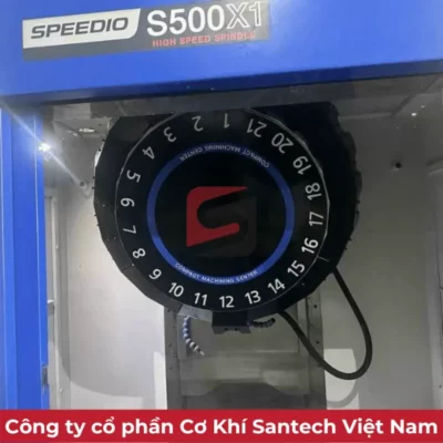 Nhập khẩu máy phay CNC
