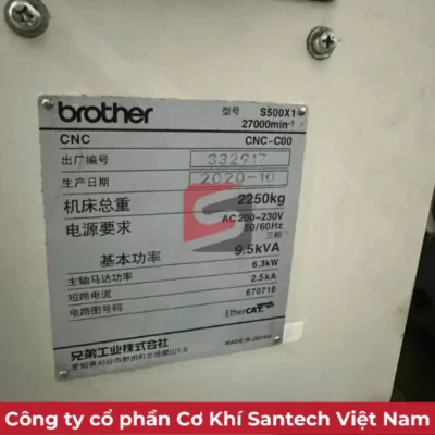 Nhập khẩu máy phay CNC